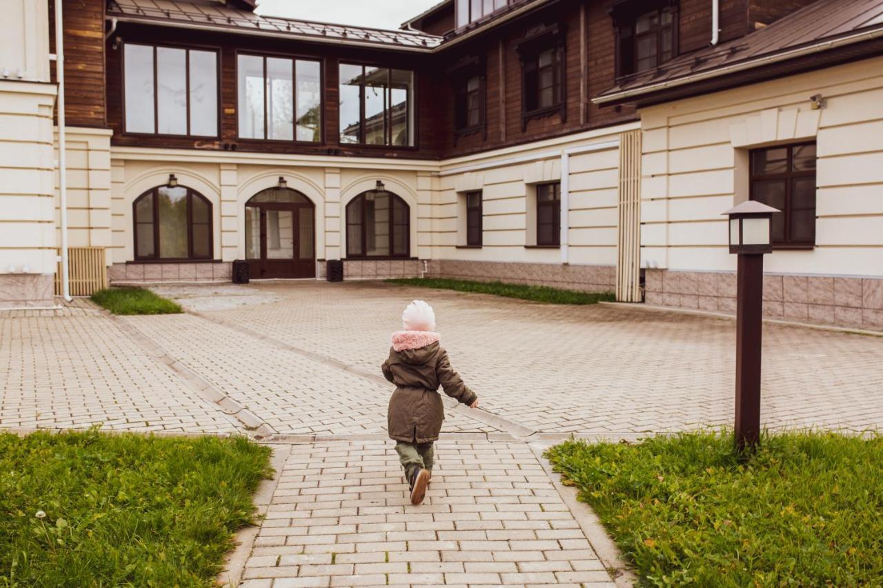 Medniy Dvor Hotel Suzdal Exterior foto